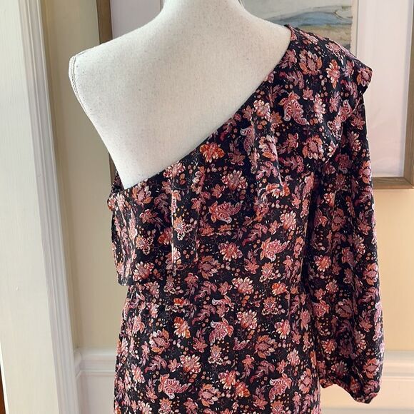 TopShop One Shoulder Dress - Hi-Lo Hem - Picture 9 of 11